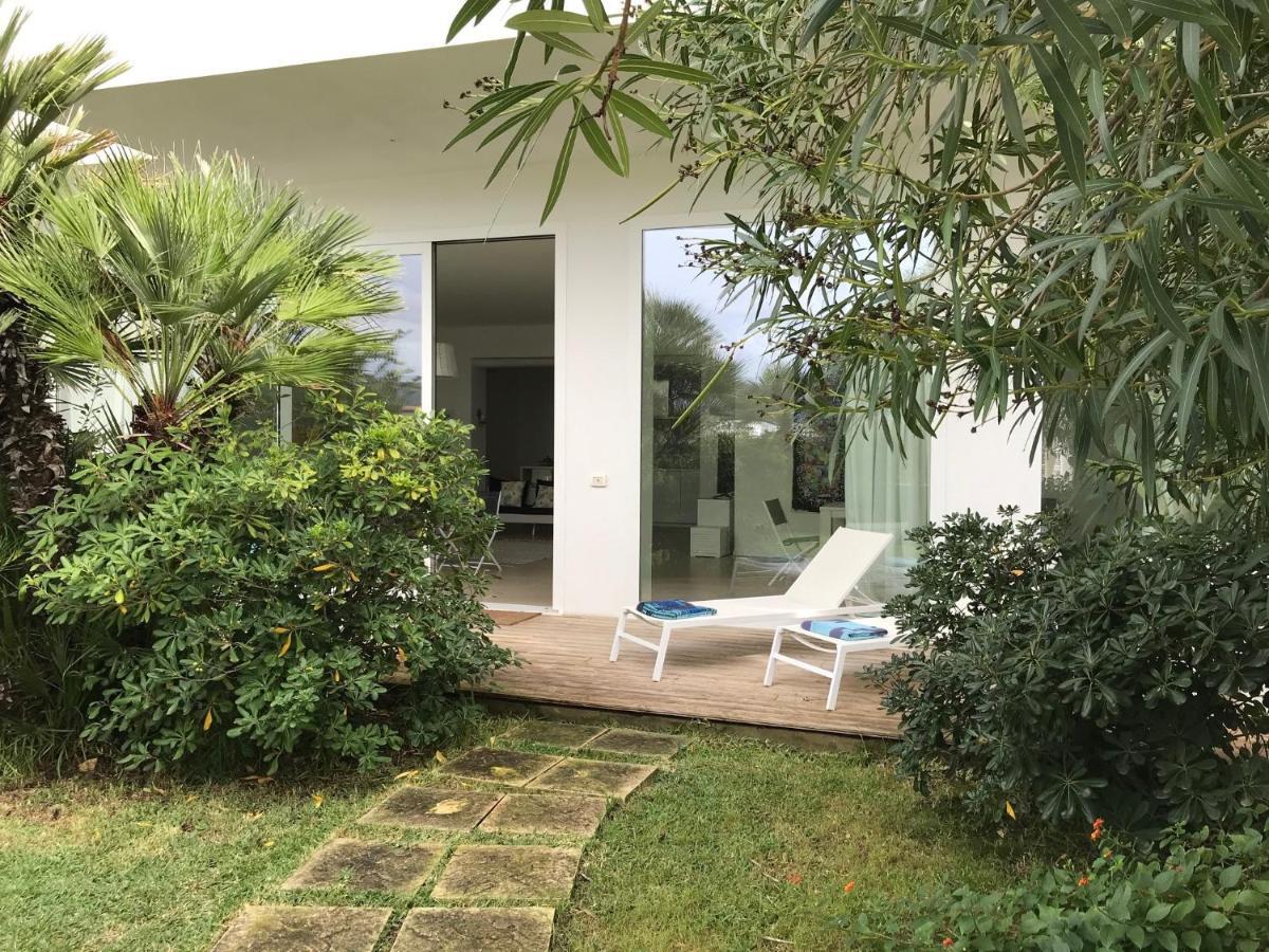 Casa Sugli Scogli Vila Fontane Bianche Exterior foto
